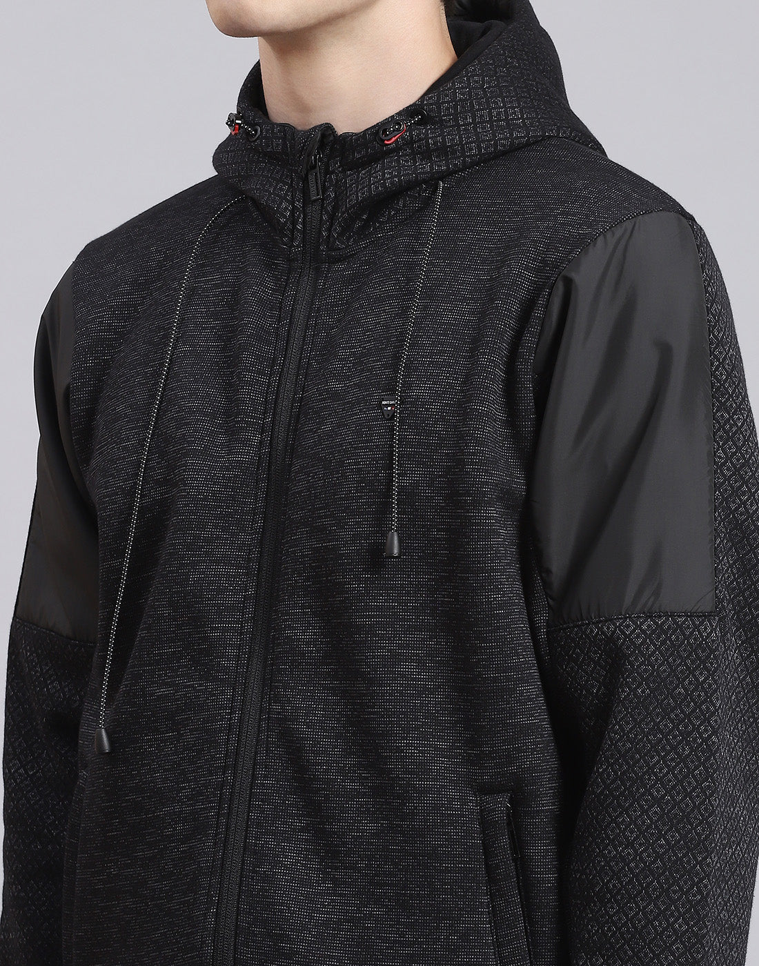 Men Black Solid Hooded Full Sleeve Tracksuit