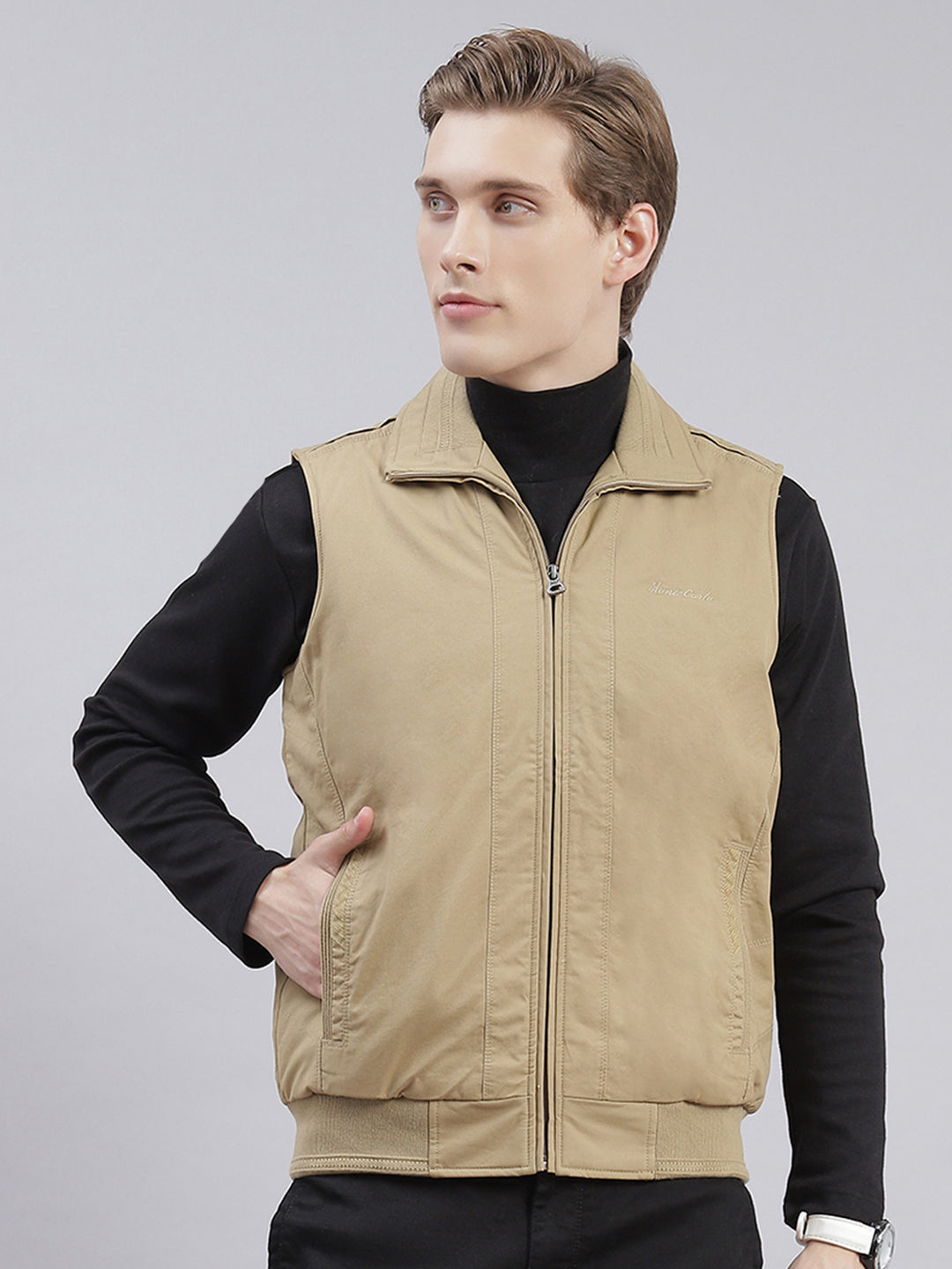 Men Brown Solid Collar Sleeveless Jackets