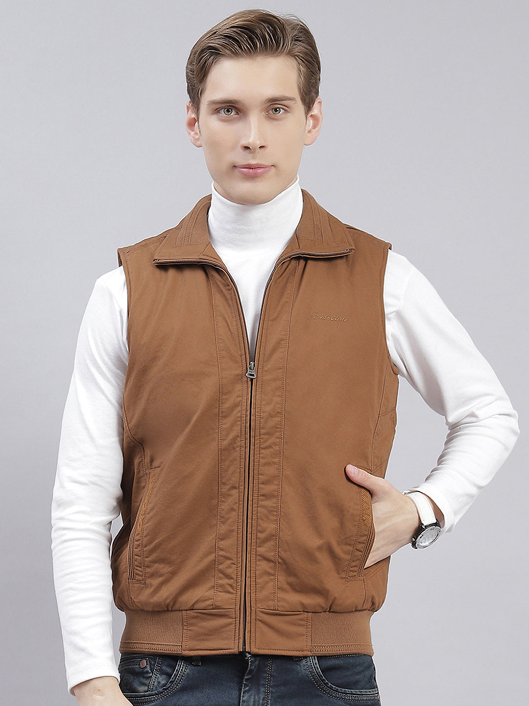 Men Brown Solid Collar Sleeveless Jackets