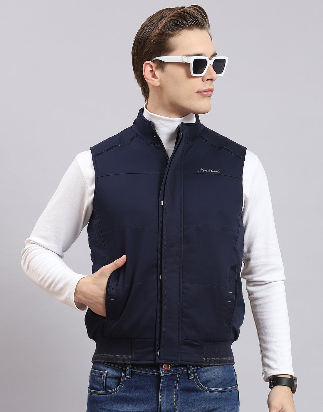 Men Blue Solid Stand Collar Sleeveless Jacket