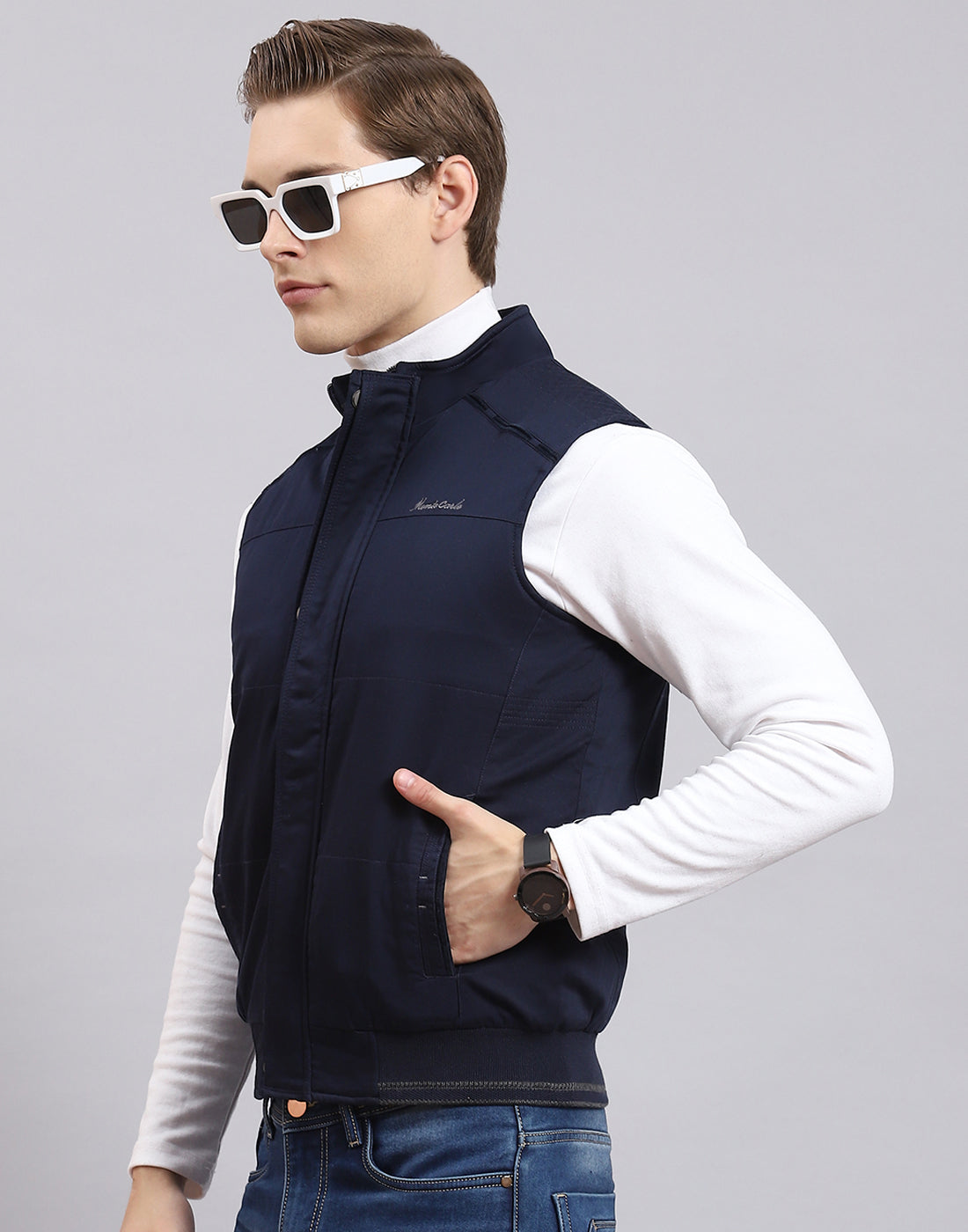 Men Blue Solid Stand Collar Sleeveless Jacket