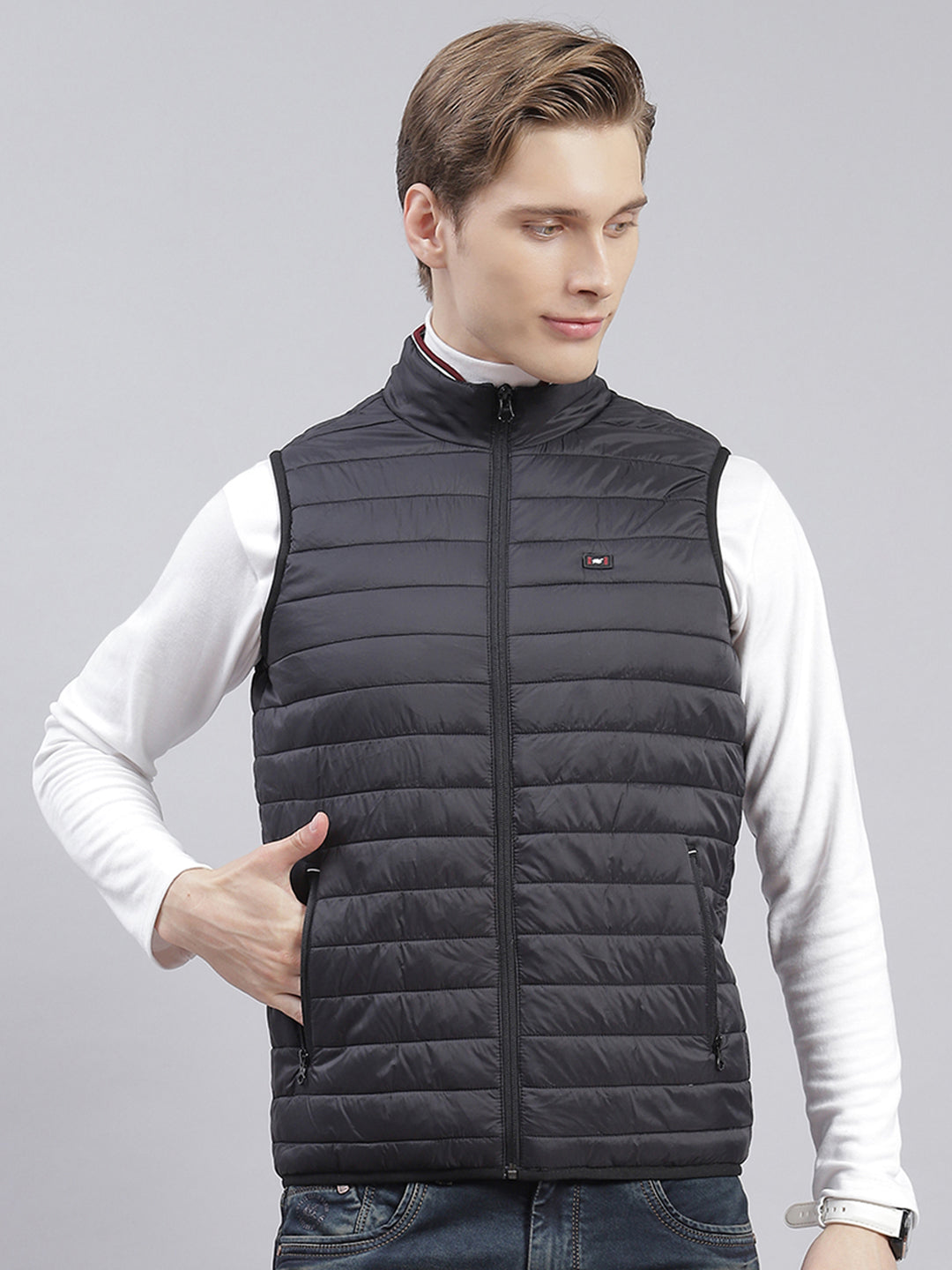 Men Black Solid Stand Collar Sleeveless Jackets