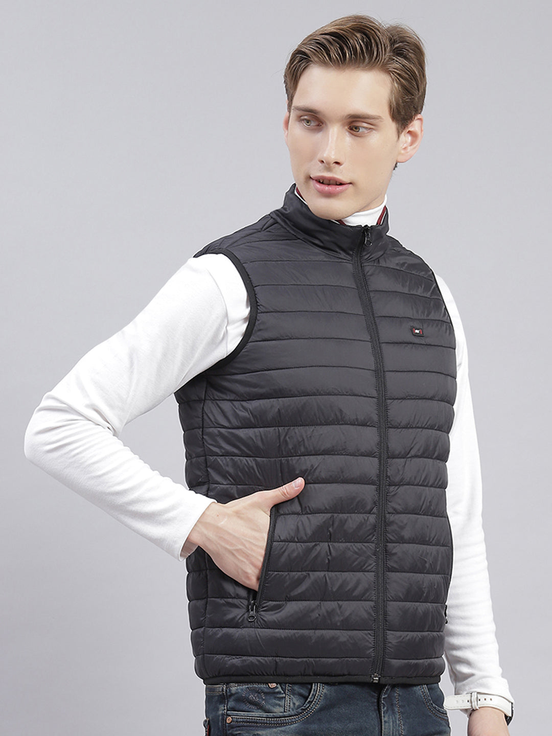 Men Black Solid Stand Collar Sleeveless Jackets