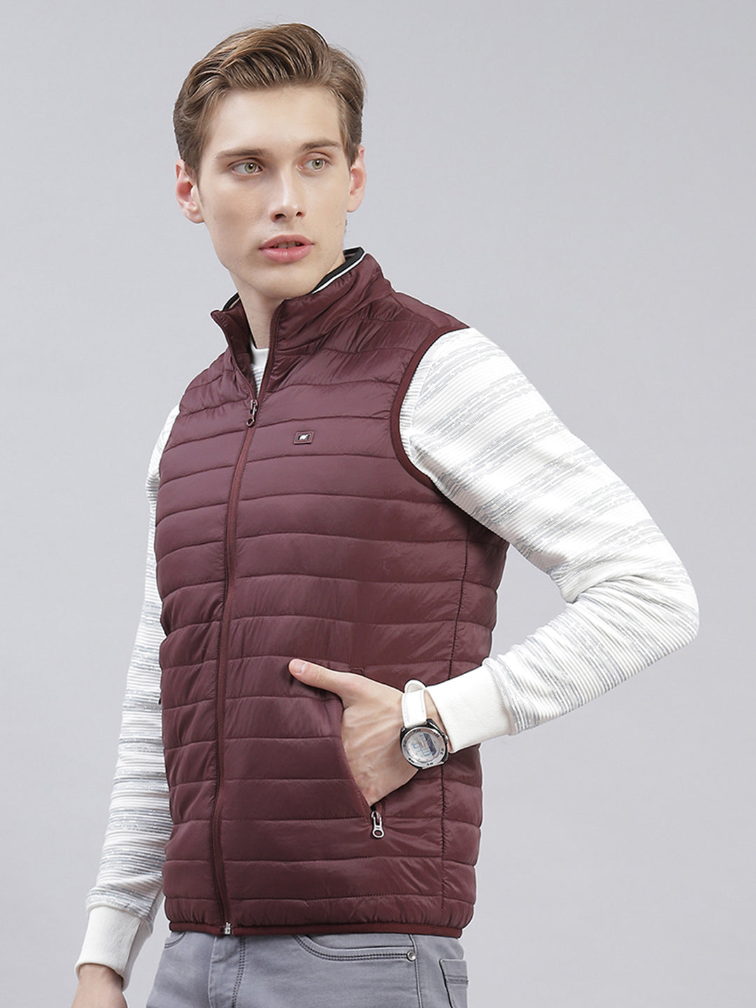 Men Maroon Solid Stand Collar Sleeveless Jackets