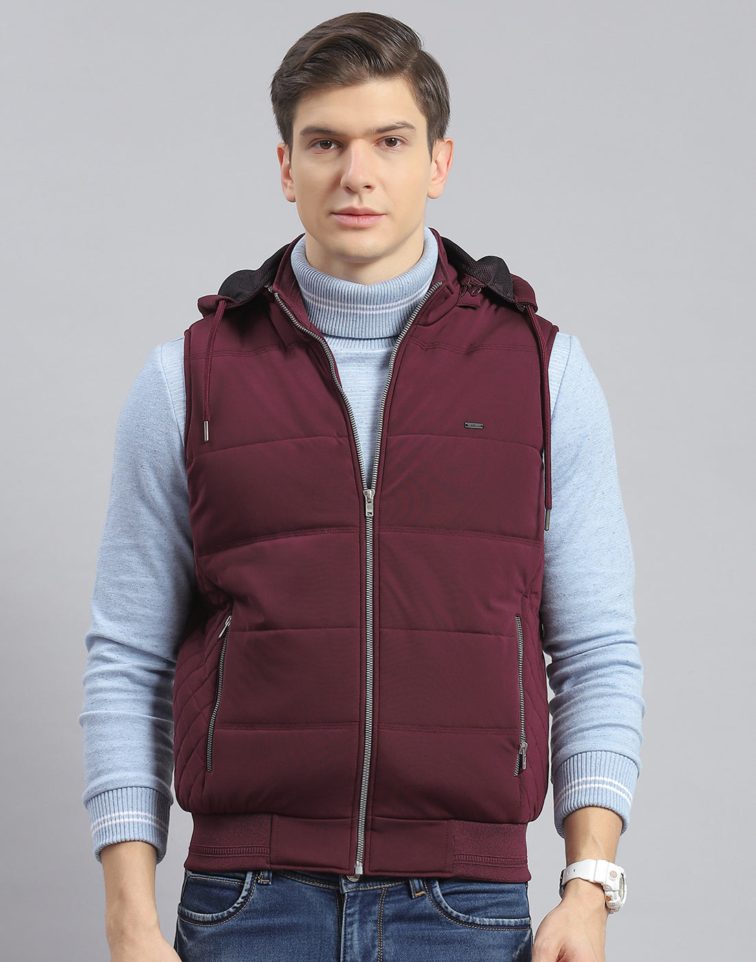 Men Maroon Solid Hooded Sleeveless Jacket