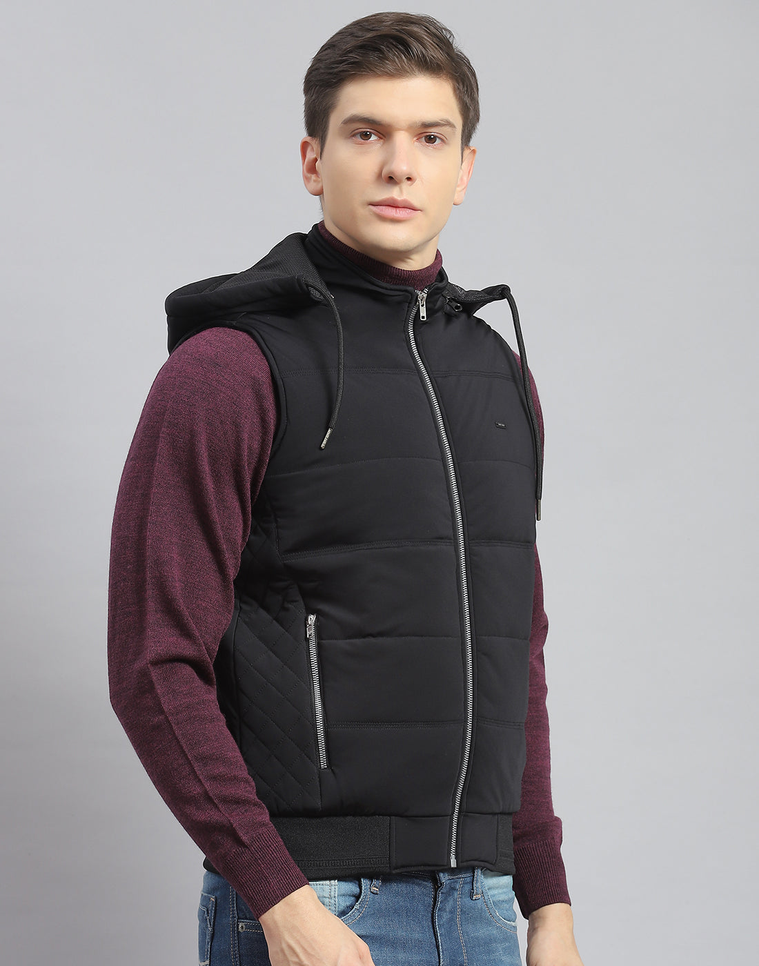 Men Black Solid Hooded Sleeveless Jacket