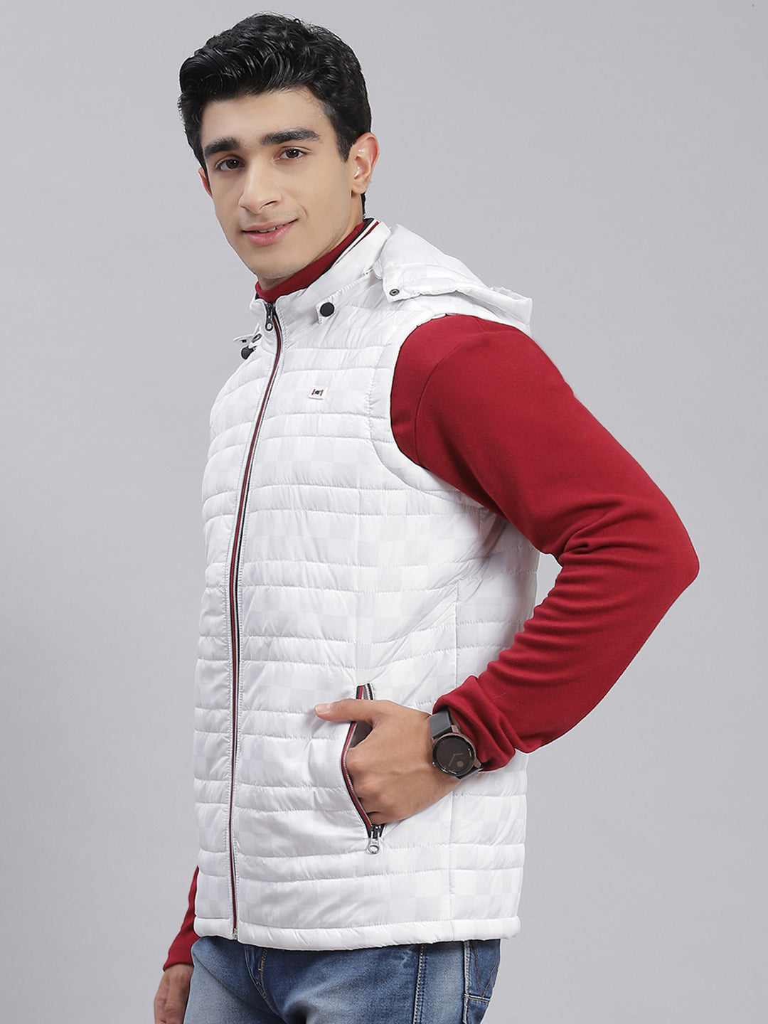 Men White Solid Hooded Sleeveless Jackets