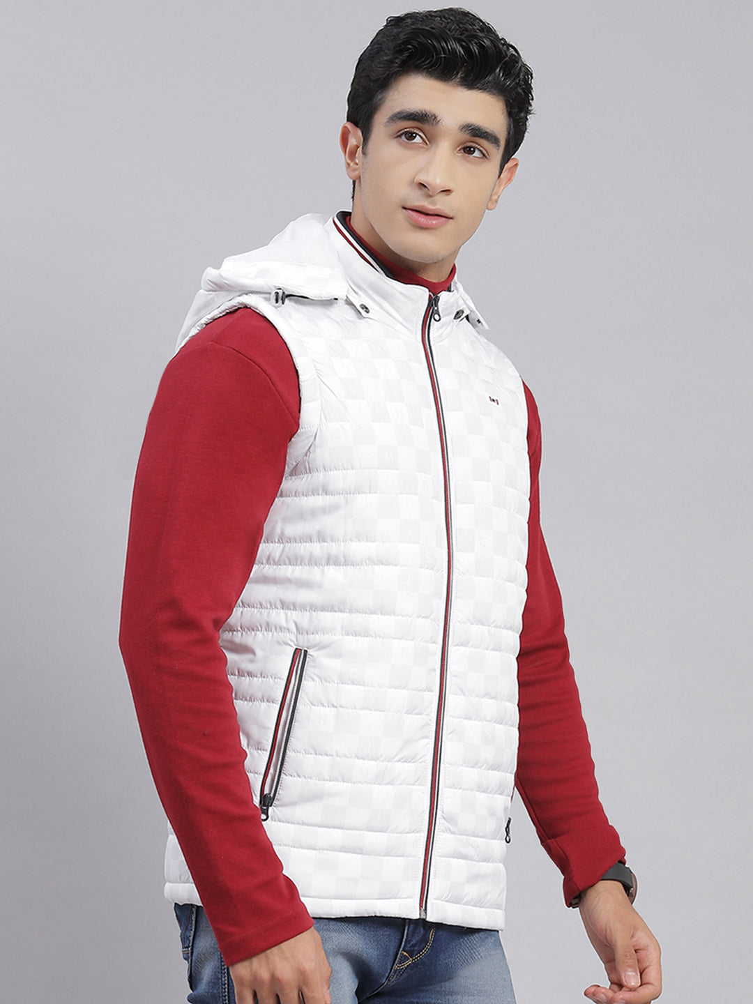 Men White Solid Hooded Sleeveless Jackets