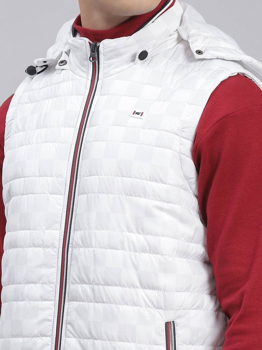 Men White Solid Hooded Sleeveless Jackets