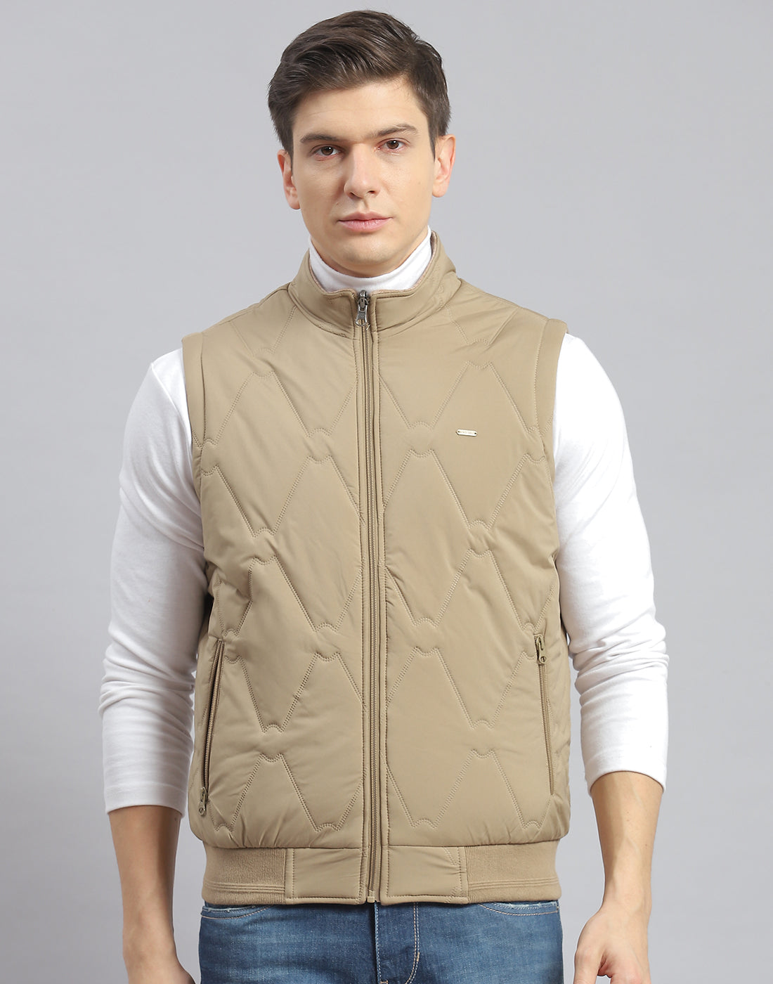 Men Beige Solid Stand Collar Sleeveless Jacket