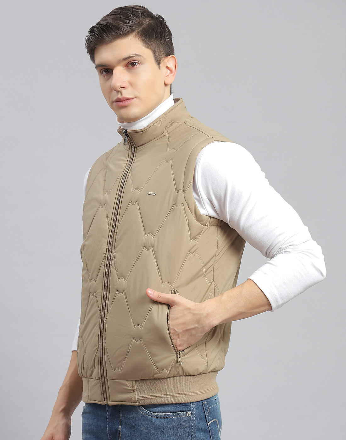 Men Beige Solid Stand Collar Sleeveless Jacket