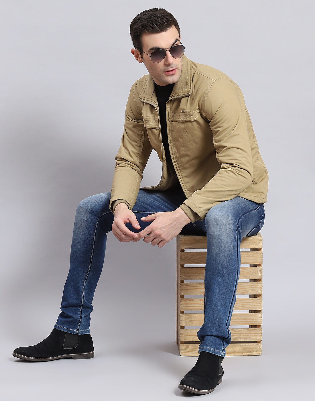 Men Khaki Solid Collar Full Sleeve Jacket