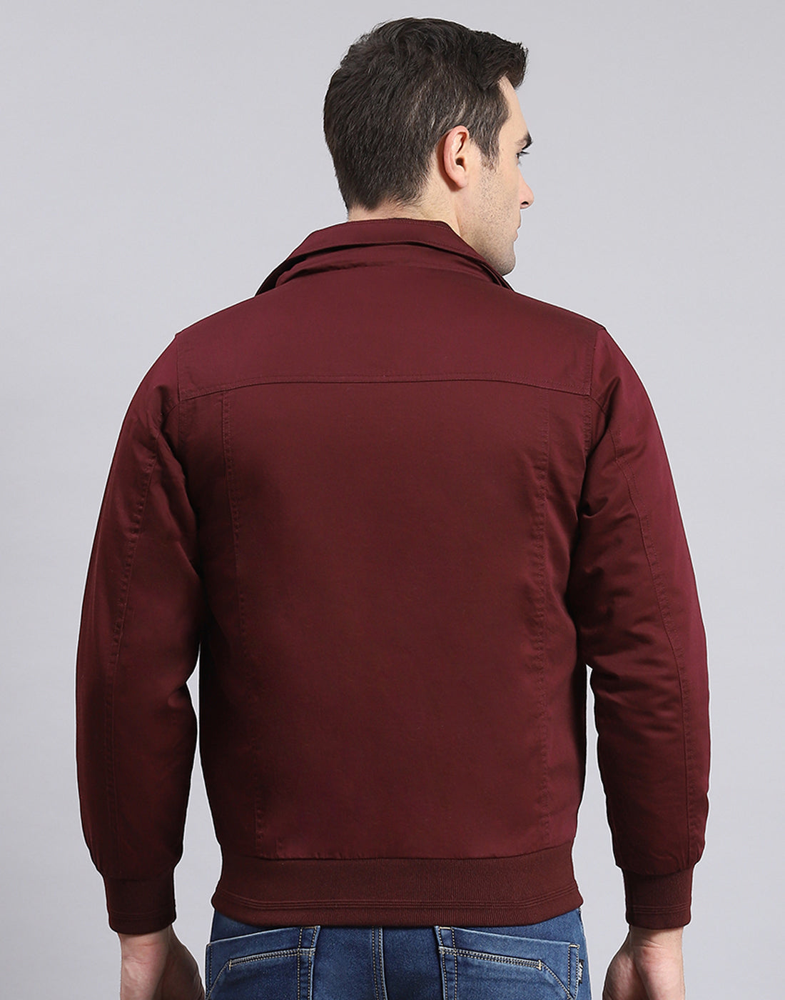 Men Maroon Solid Hooded Full Sleeve Jacket