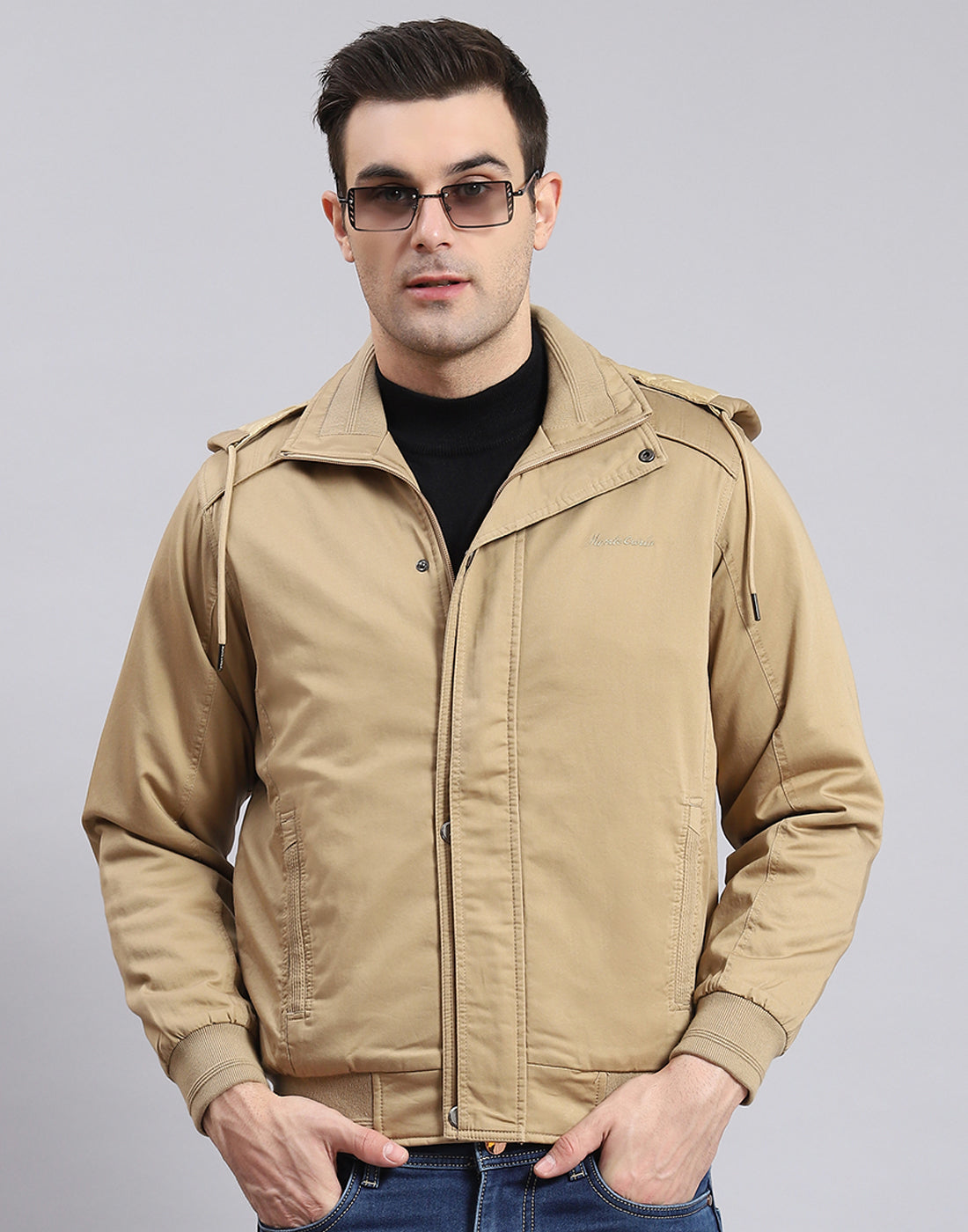 Men Brown Solid Hooded Full Sleeve Jacket