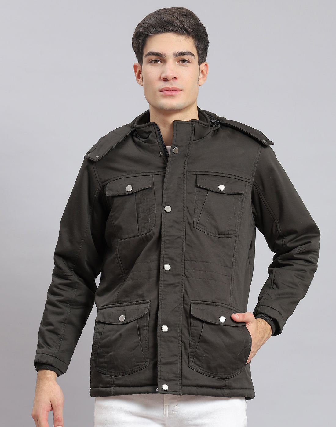 Men Olive Solid Hooded Full Sleeve Jacket