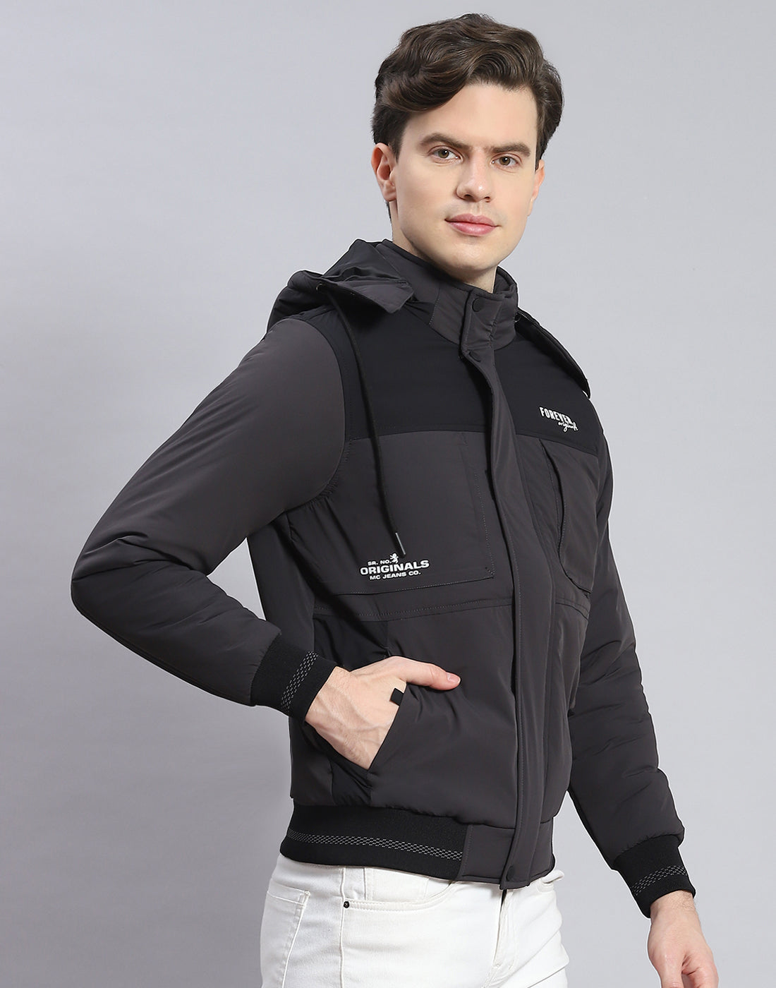 Men Grey Solid Hooded Full Sleeve Jacket