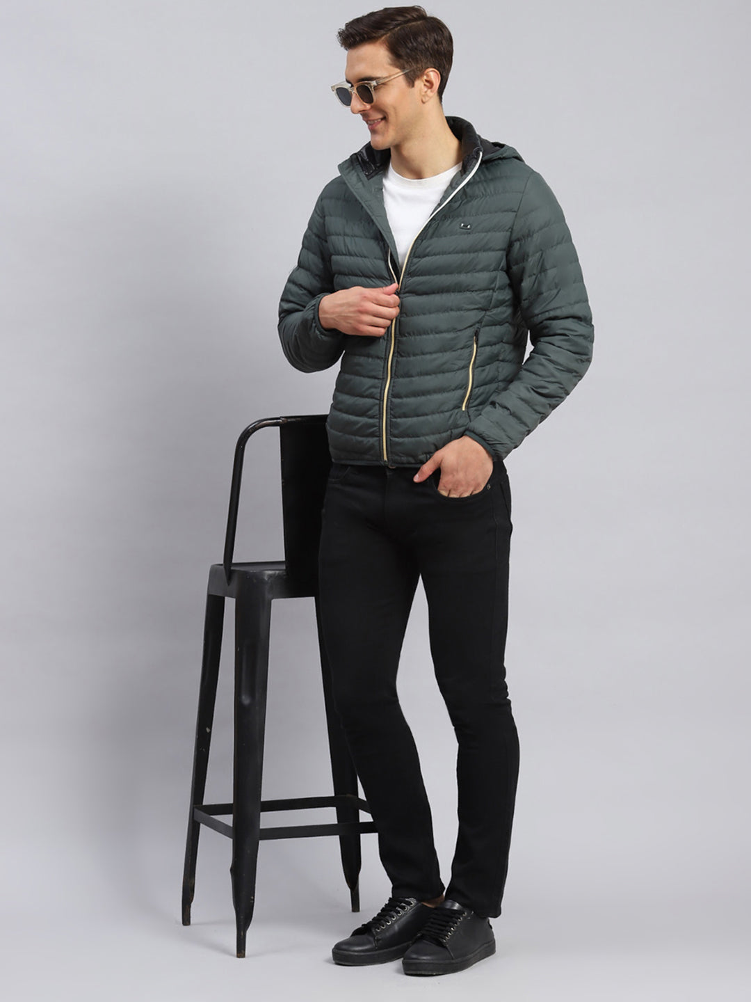 Monterrain Mens Refraction Woven Running Jacket - Black | Life Style Sports  IE