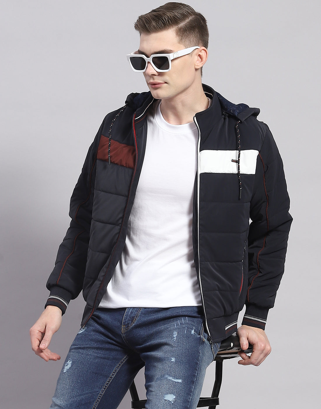 Men Navy Blue Solid Hooded Full Sleeve Jacket