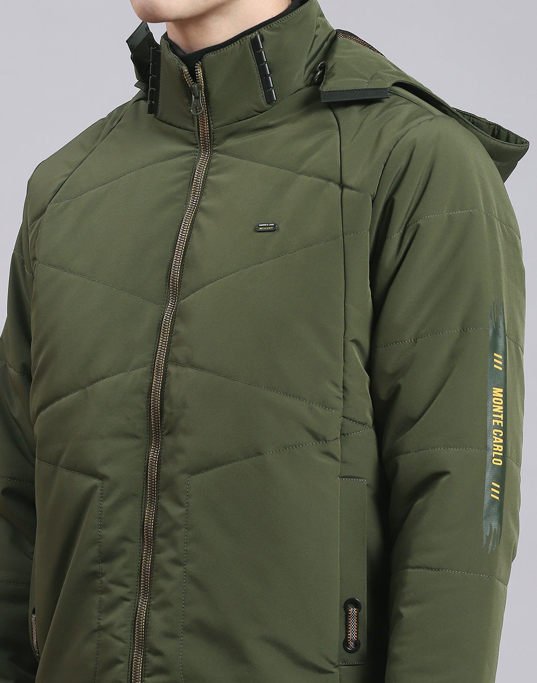 Men Olive Solid Hooded Full Sleeve Jacket