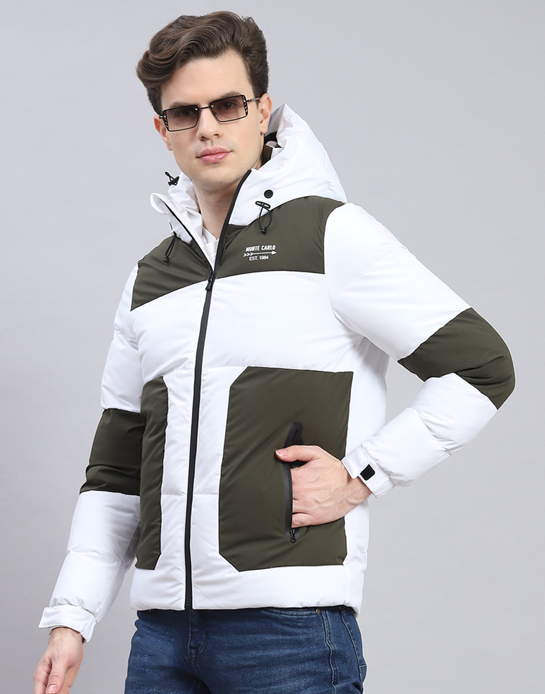 Men Olive Solid Hooded Full Sleeve Jacket