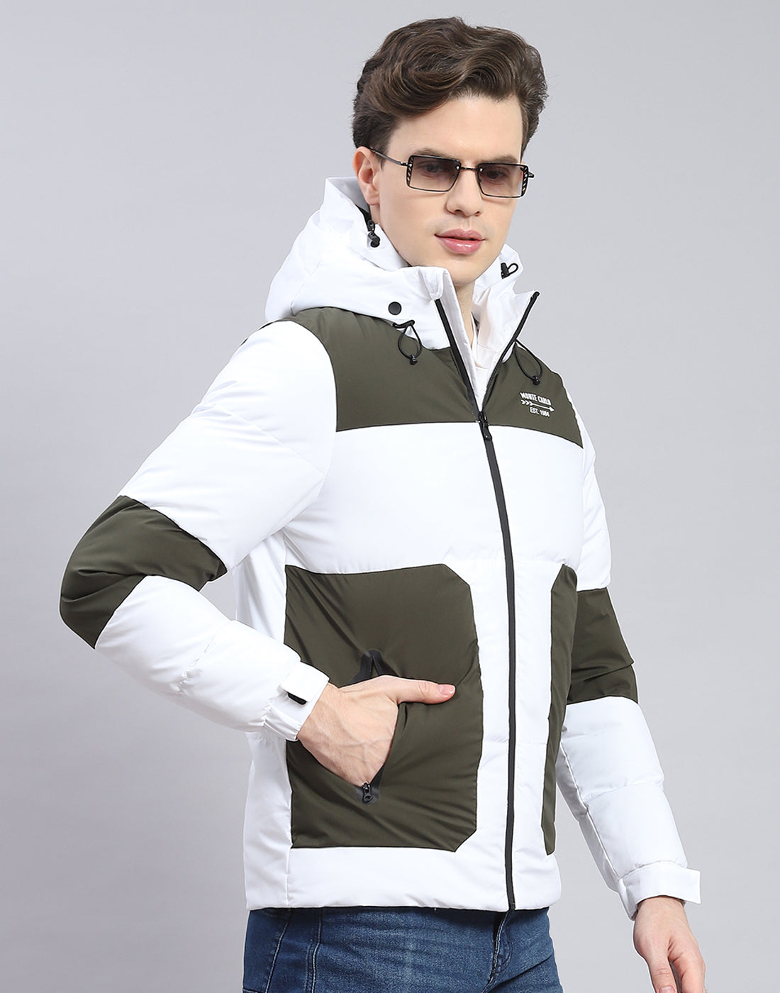 Men Olive Solid Hooded Full Sleeve Jacket