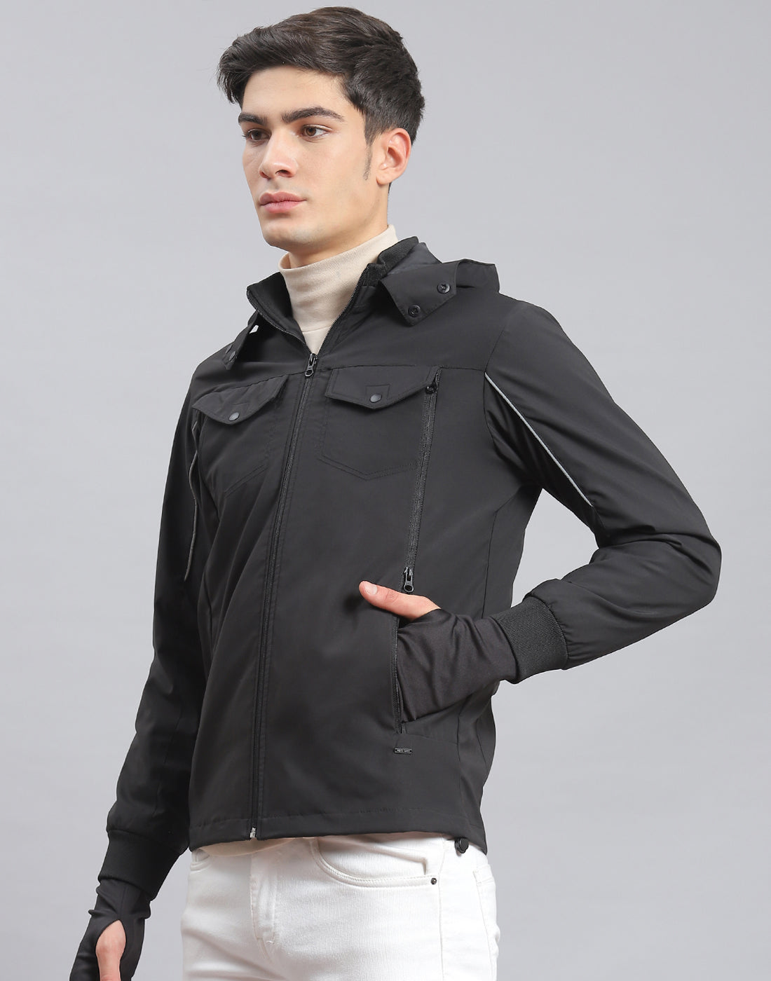 Men Black Solid Hooded Full Sleeve Jacket