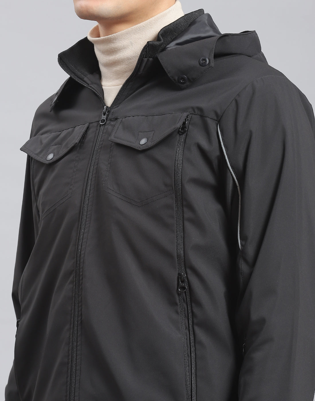 Men Black Solid Hooded Full Sleeve Jacket