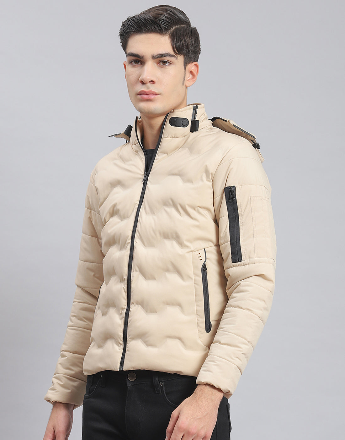 Men Beige Solid Hooded Full Sleeve Jacket