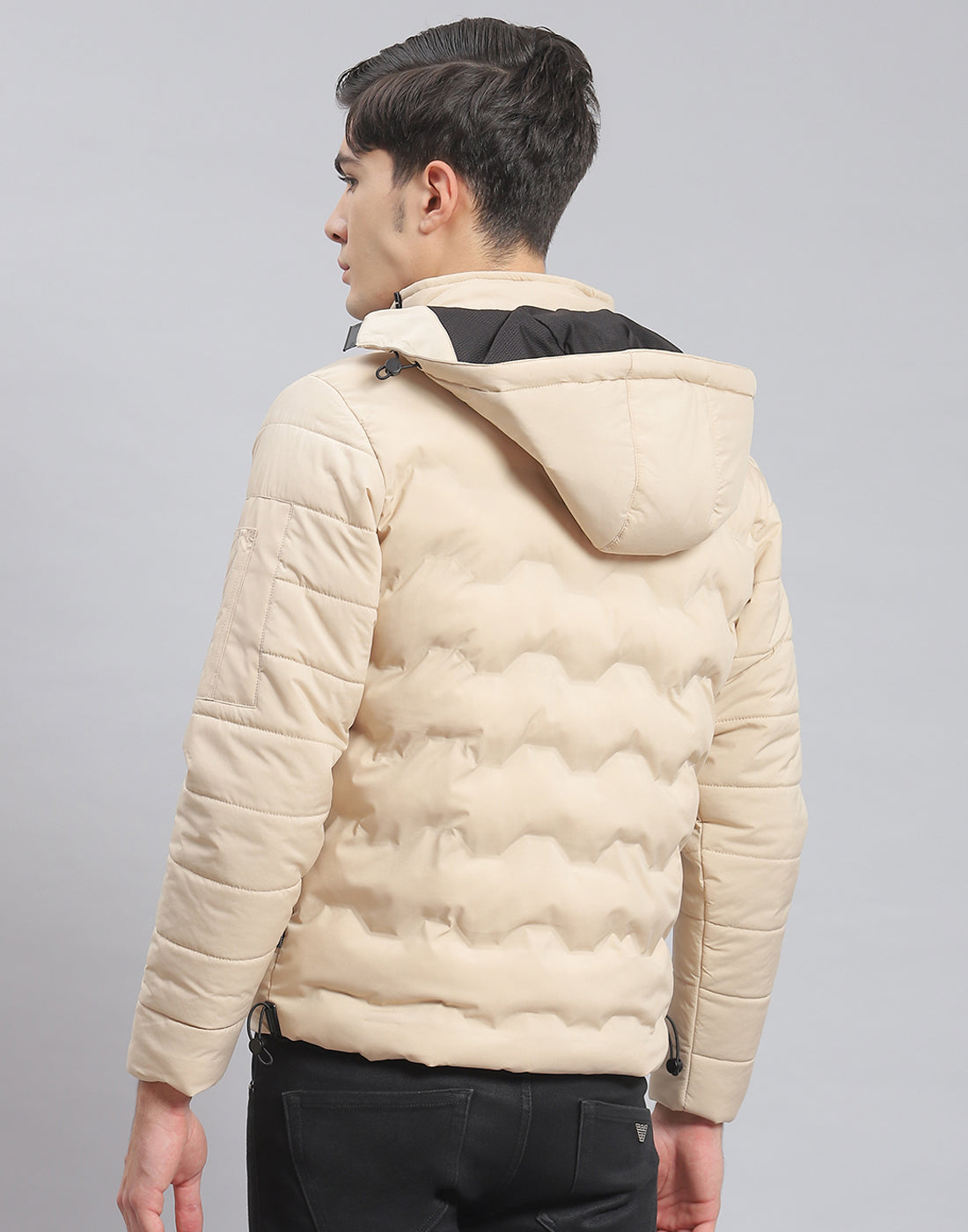 Men Beige Solid Hooded Full Sleeve Jacket