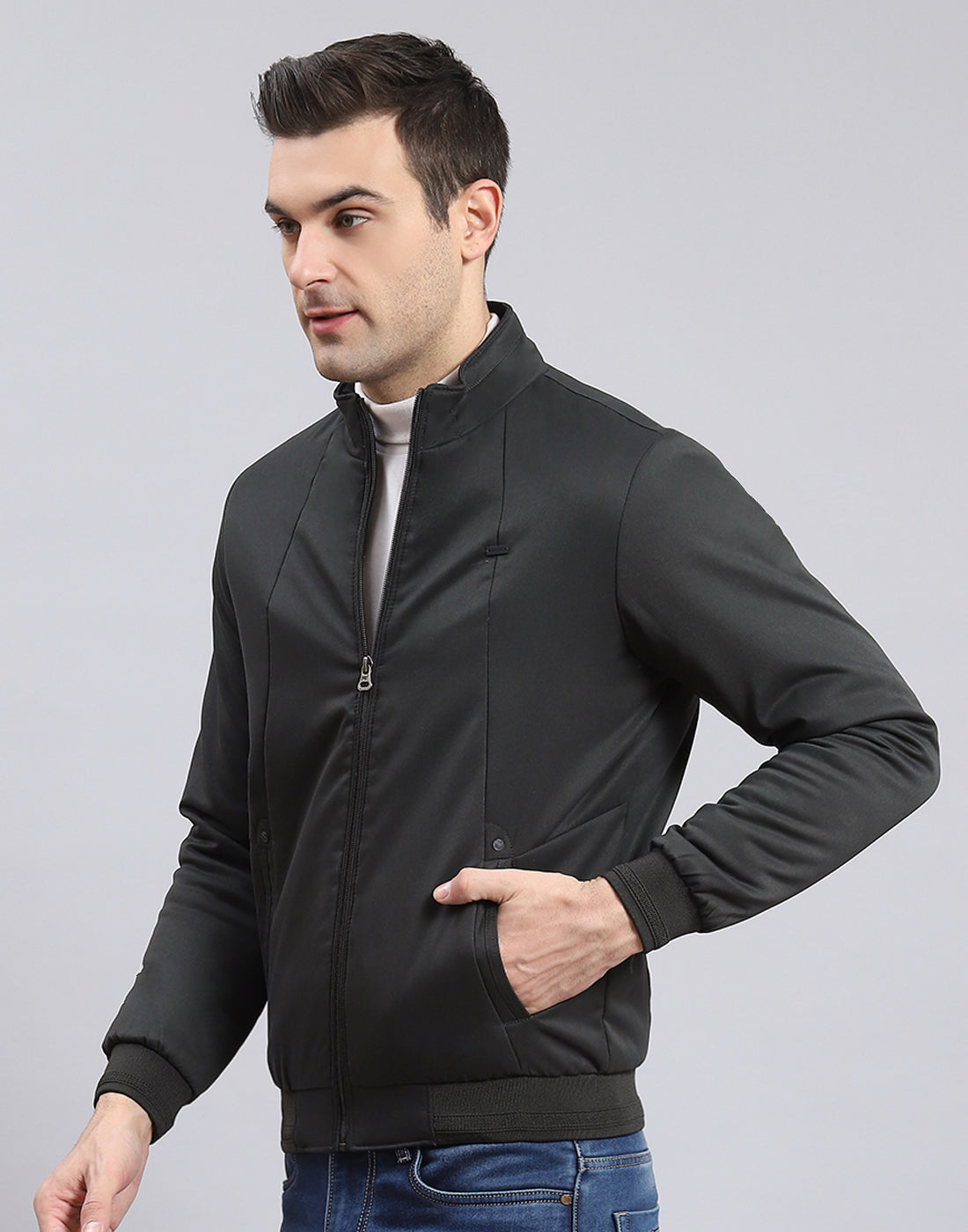 Men Olive Solid Stand Collar Full Sleeve Jacket