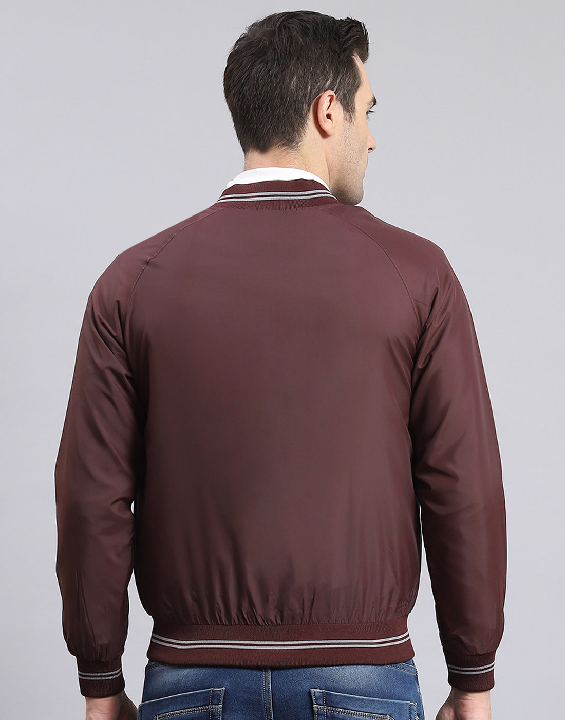 Men Maroon Solid Mandarin Collar Full Sleeve Jacket