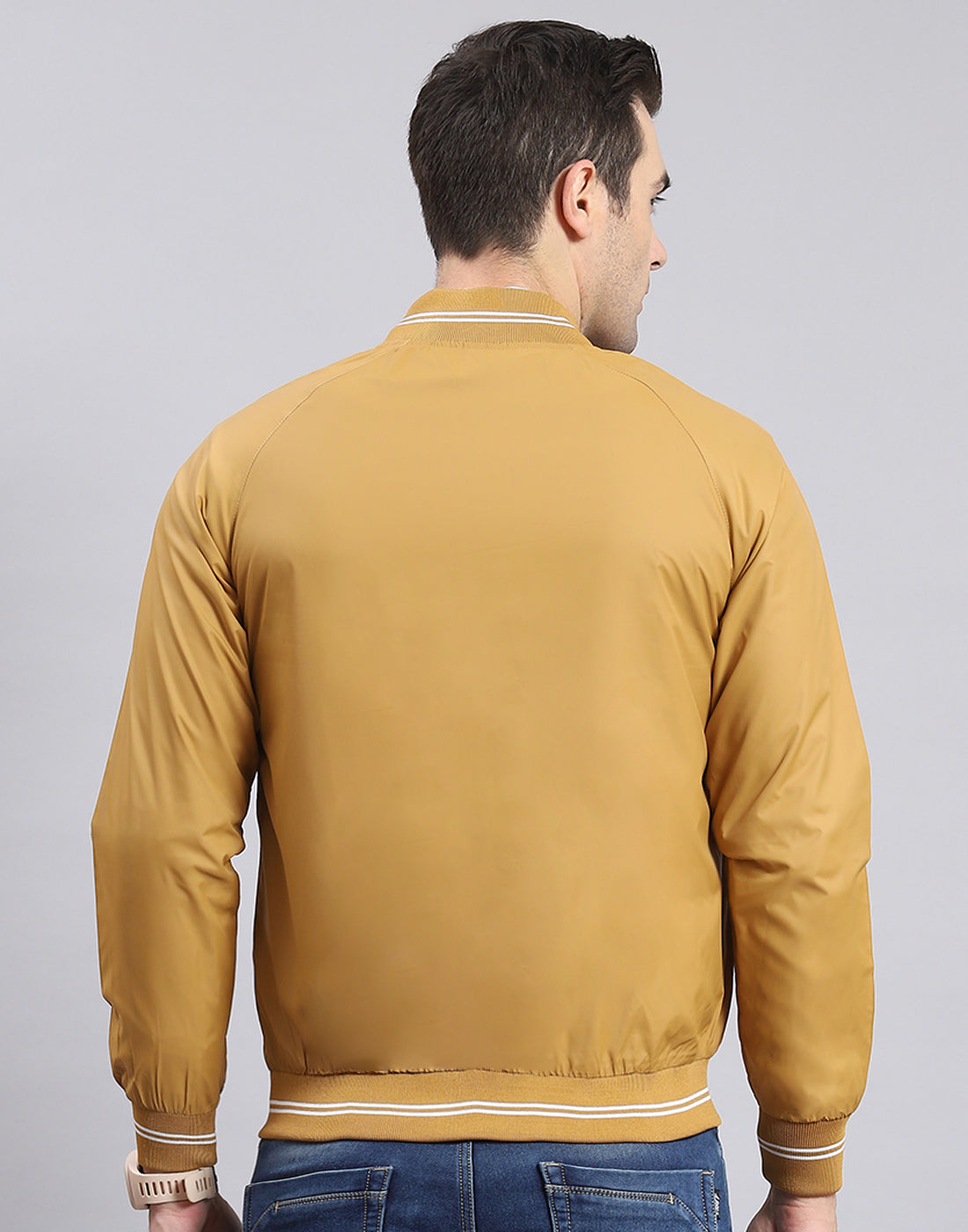 Men Mustard Solid Mandarin Collar Full Sleeve Jacket