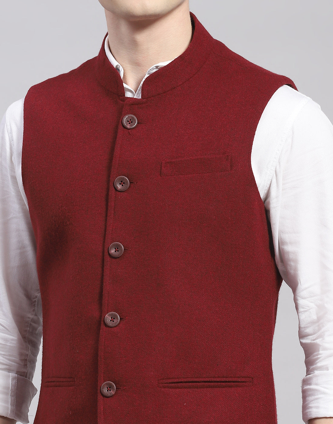 Men Maroon Solid Mandarin Collar Sleeveless Nehru Jacket