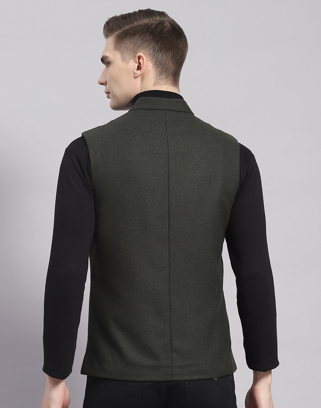 Men Olive Solid Mandarin Collar Sleeveless Nehru Jacket