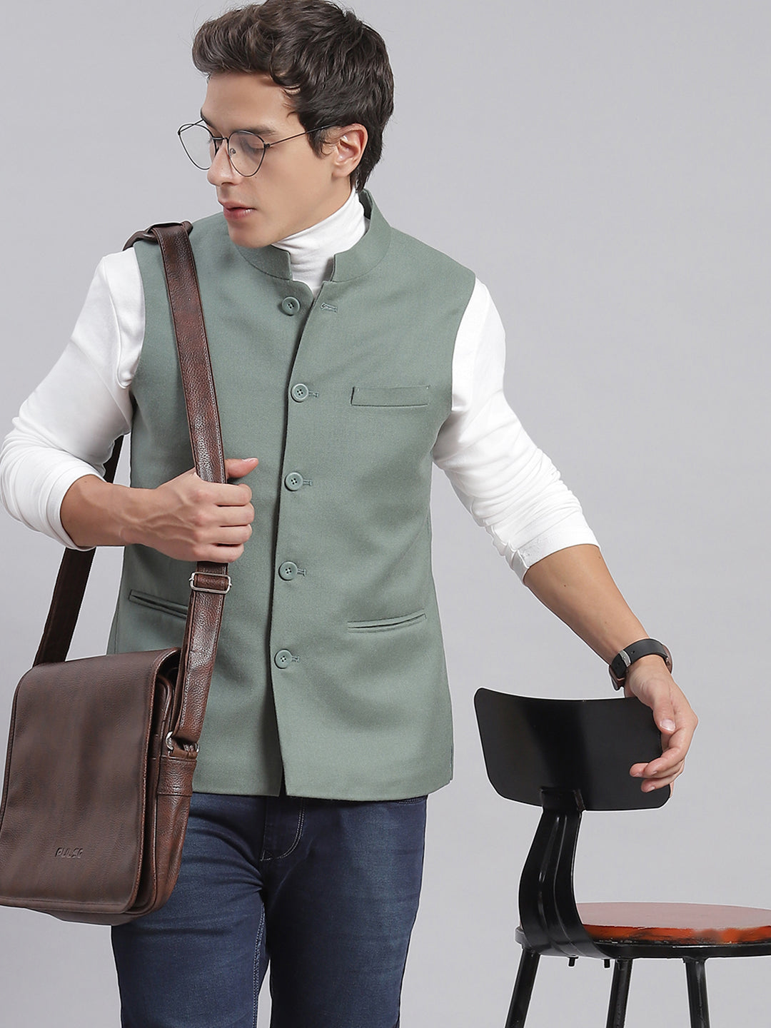 Men Green Solid Mandarin Collar Sleeveless Nehru Jackets