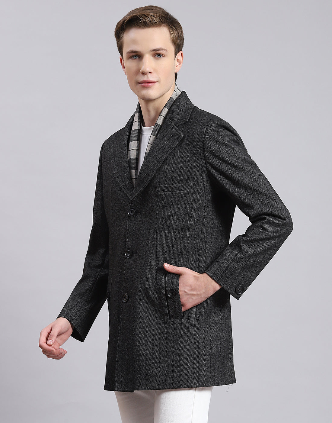 Men Black Stripe Lapel Collar Full Sleeve Coat