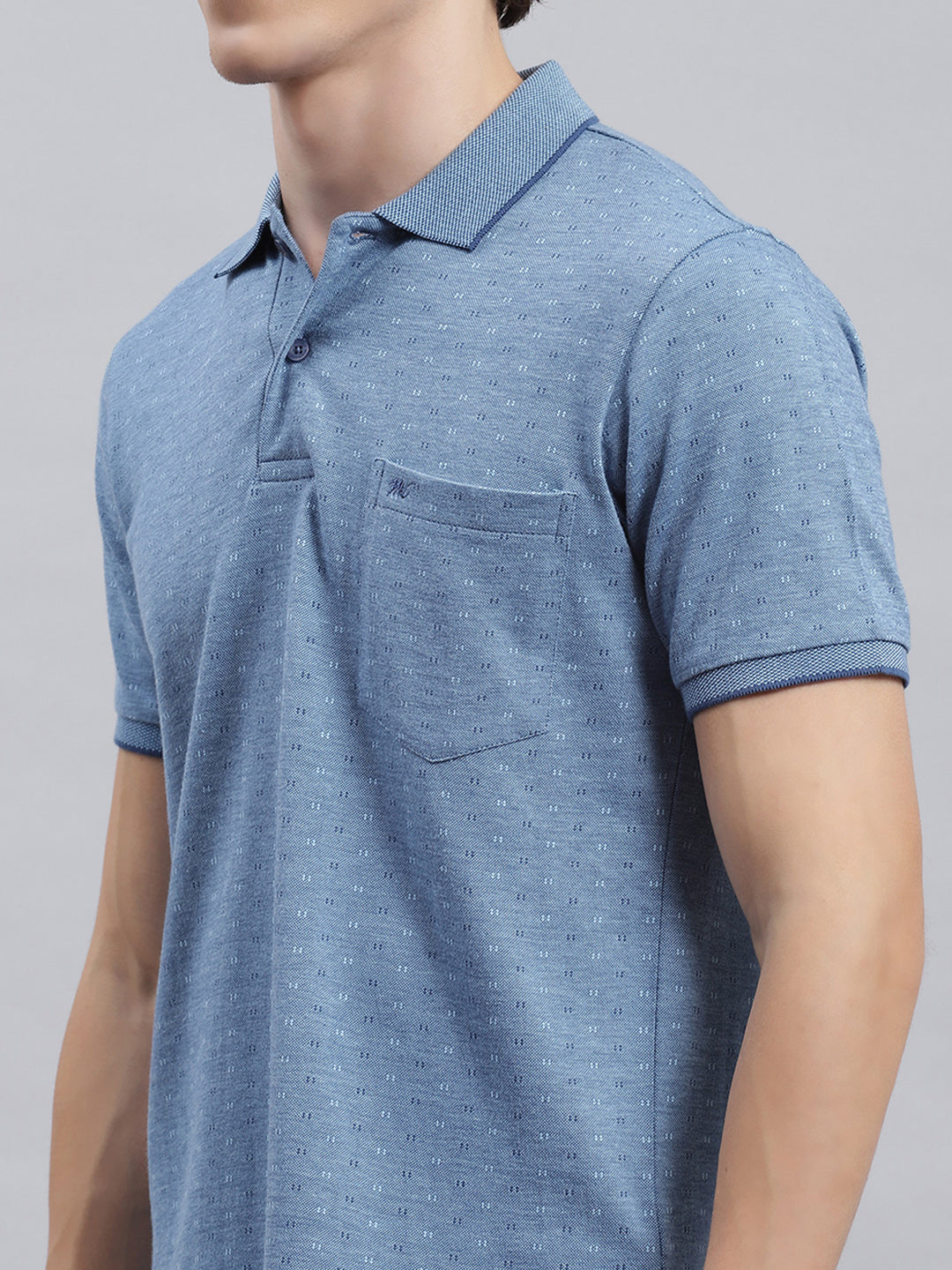 Men Blue Jaquard T-Shirt