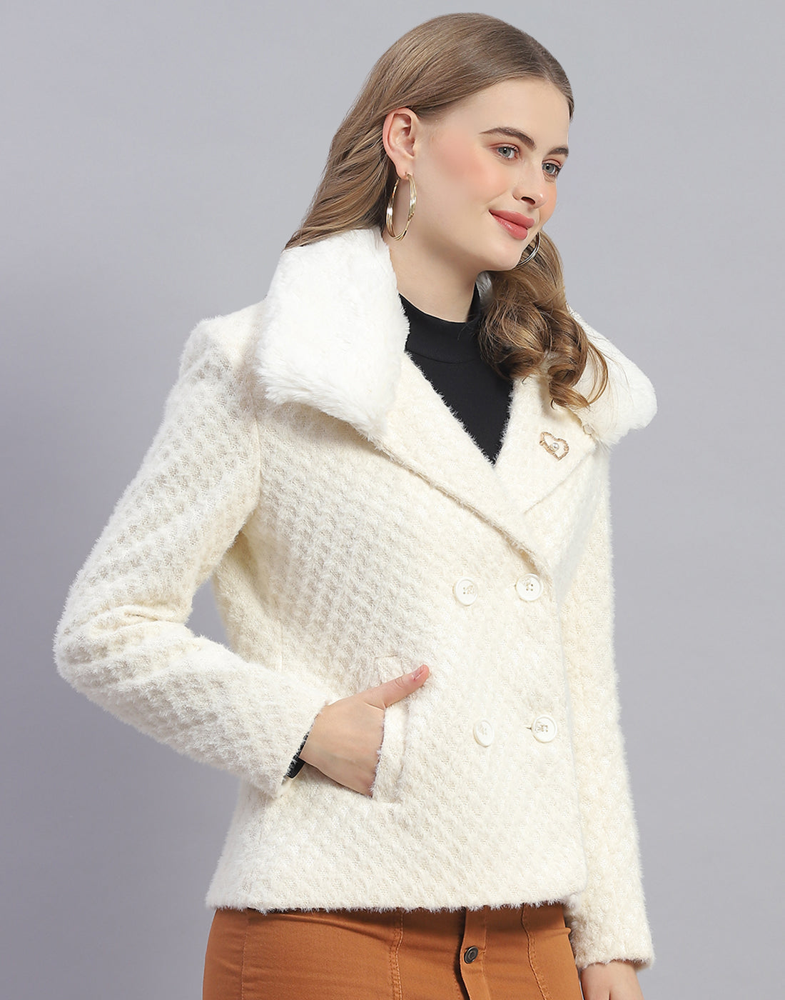 Women Off White Solid Lapel Collar Full Sleeve Coat