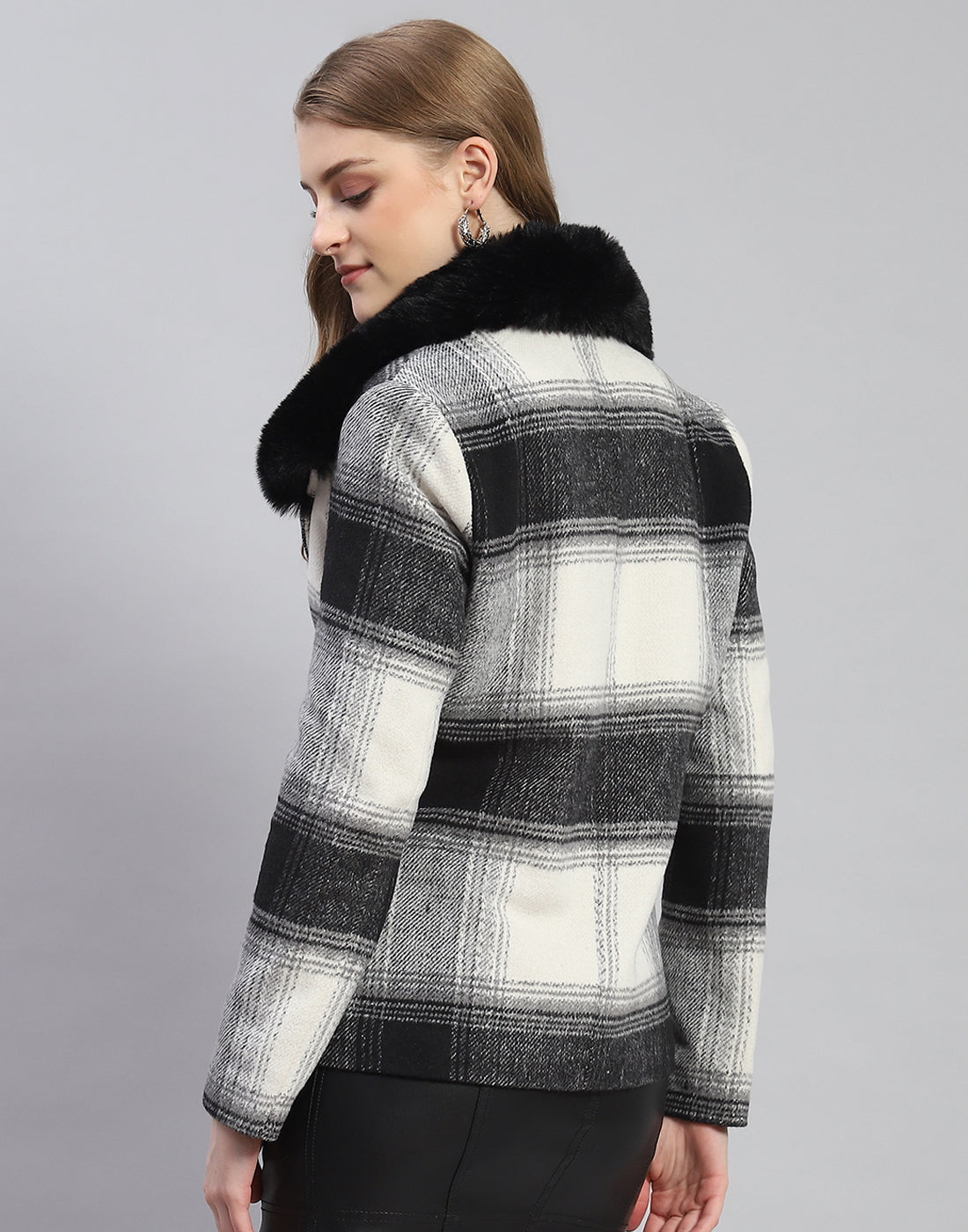 Women Black Check Collar Full Sleeve Coat