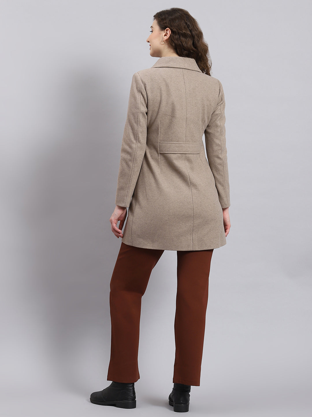 Women Brown Solid Collar Full Sleeve Coat