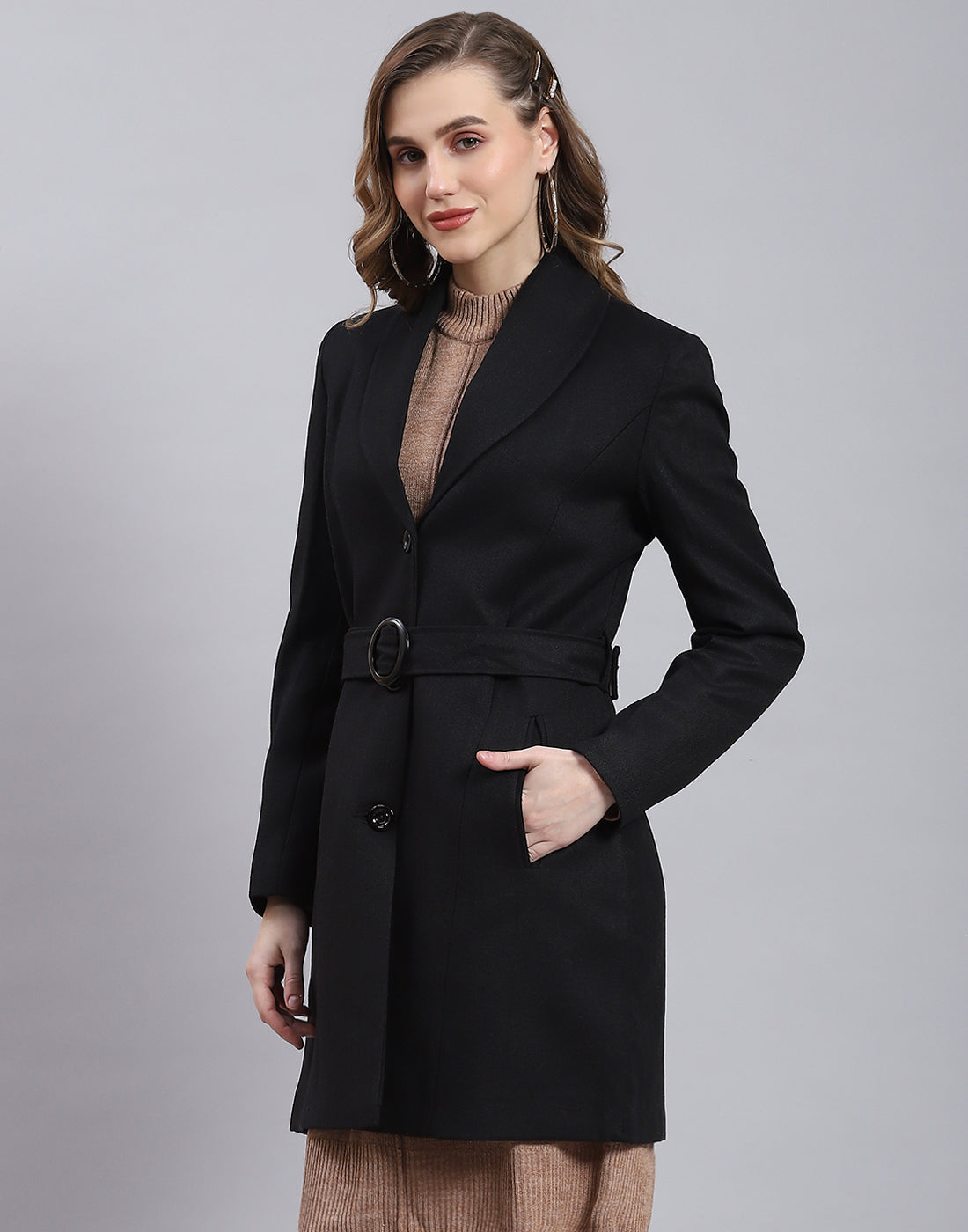 Women Black Solid Lapel Collar Full Sleeve Coat