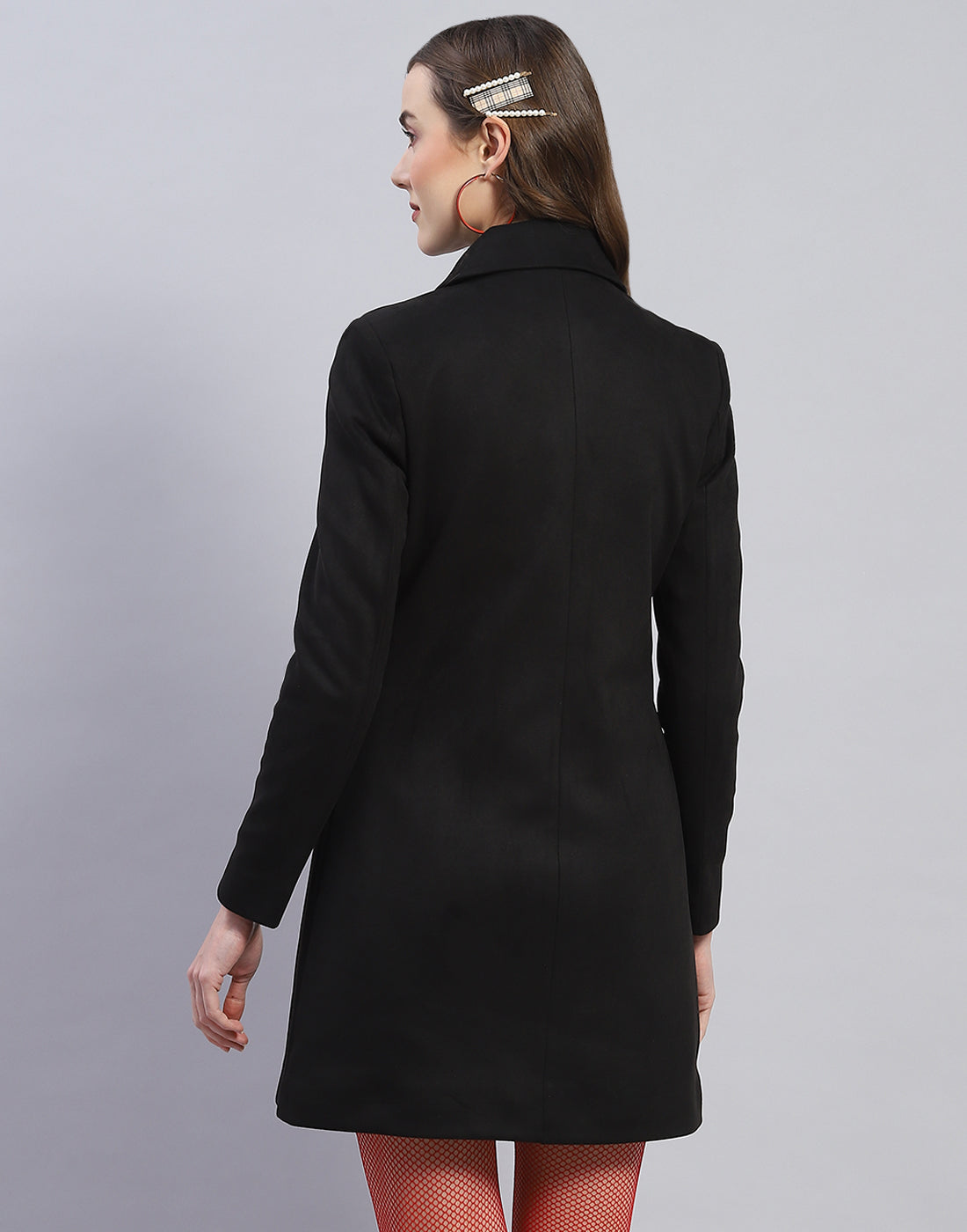 Women Black Solid Collar Full Sleeve Coat