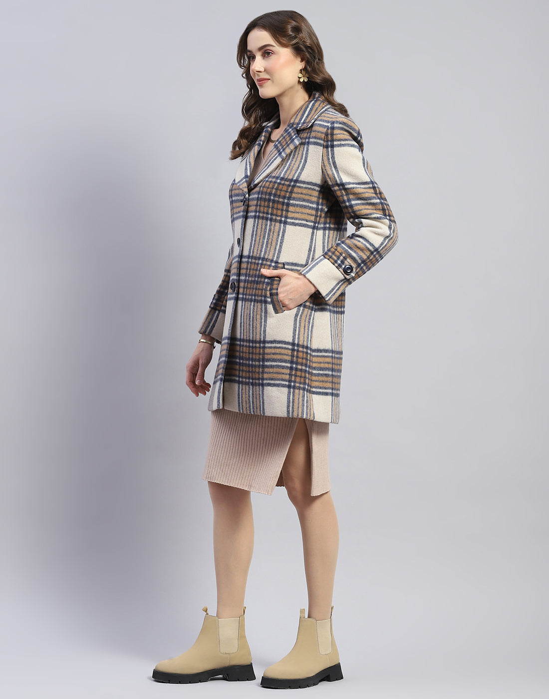 Women Brown Check Lapel Collar Full Sleeve Coat