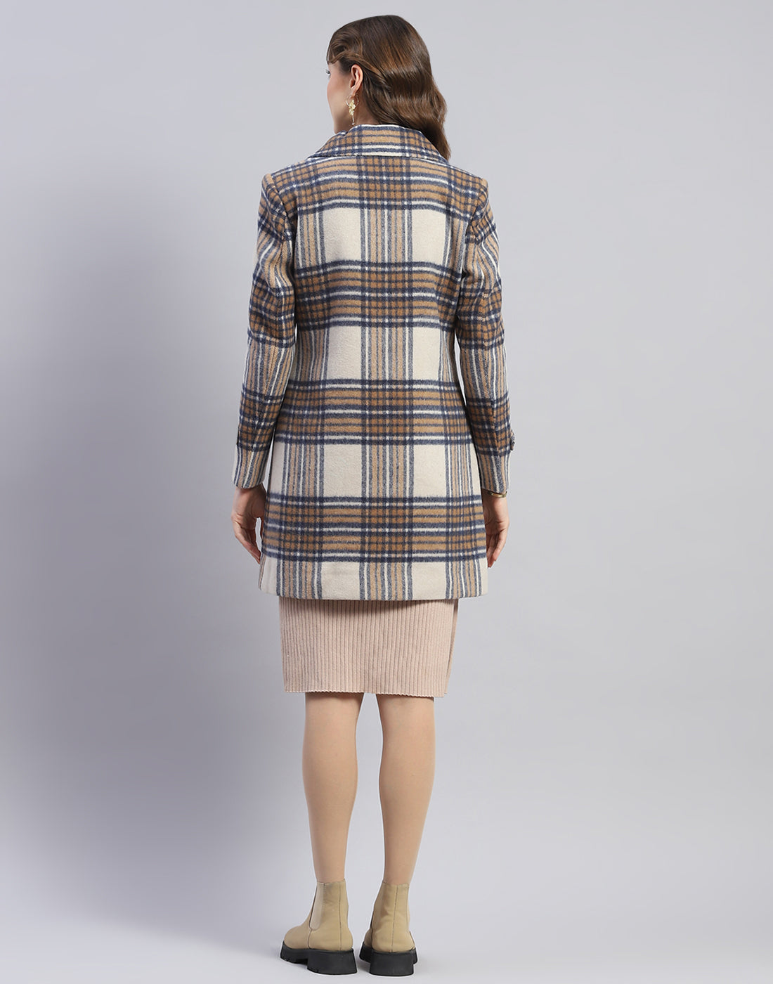 Women Brown Check Lapel Collar Full Sleeve Coat