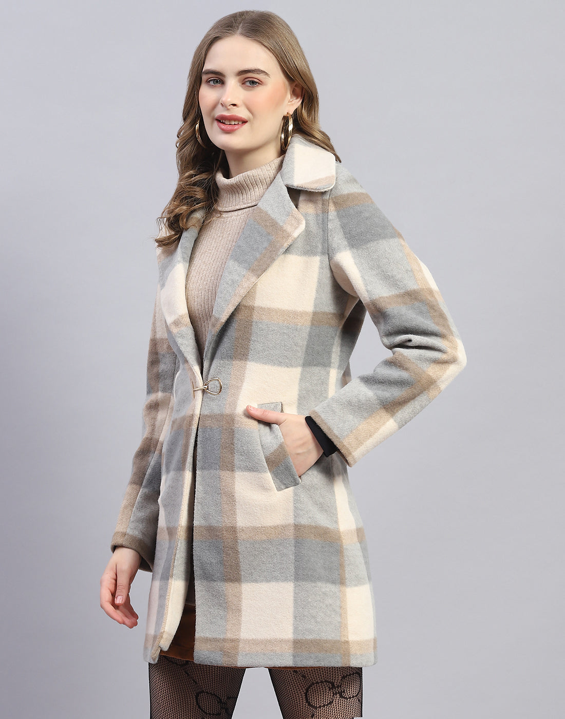 Women Grey Check Lapel Collar Full Sleeve Coat