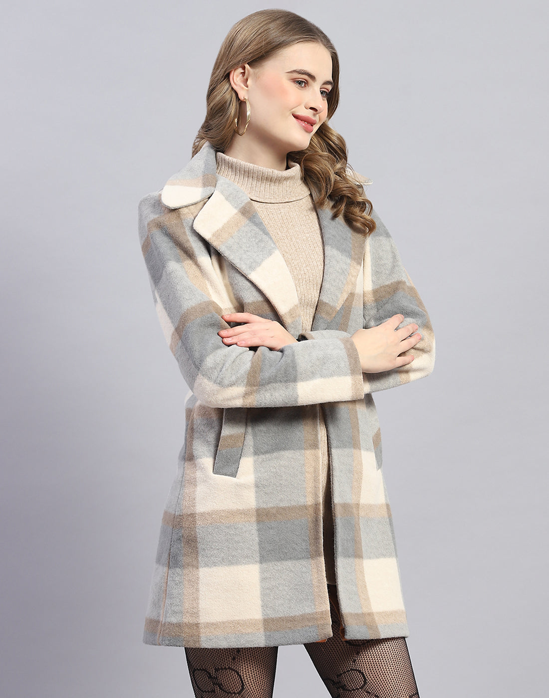 Women Grey Check Lapel Collar Full Sleeve Coat