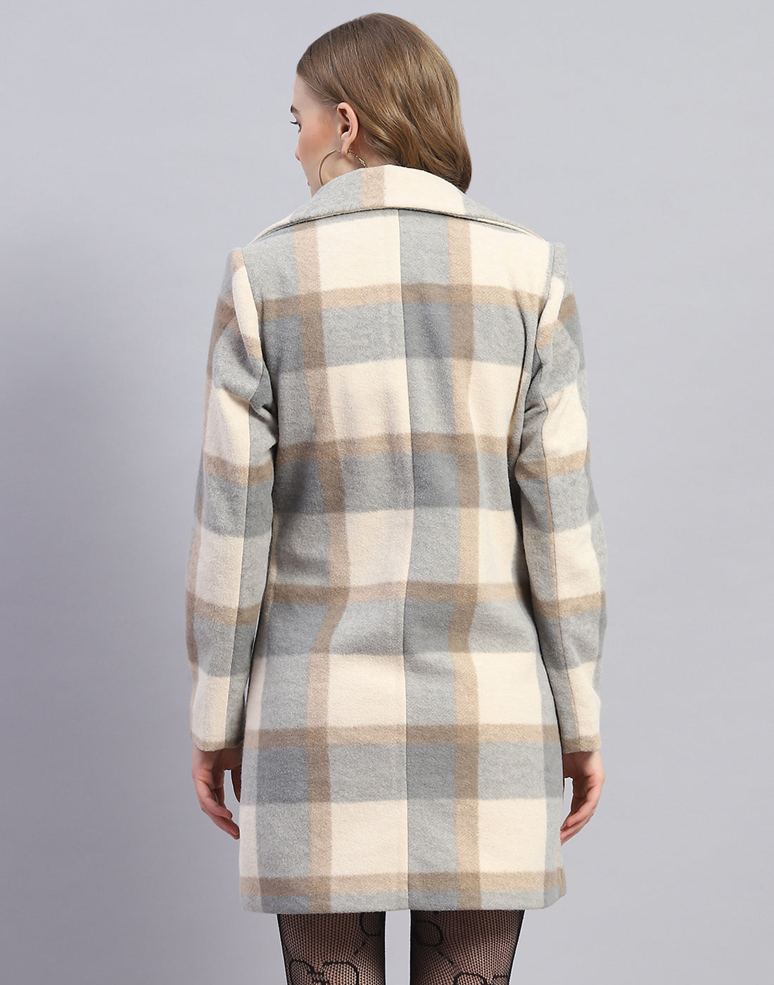 Women Grey Check Lapel Collar Full Sleeve Coat