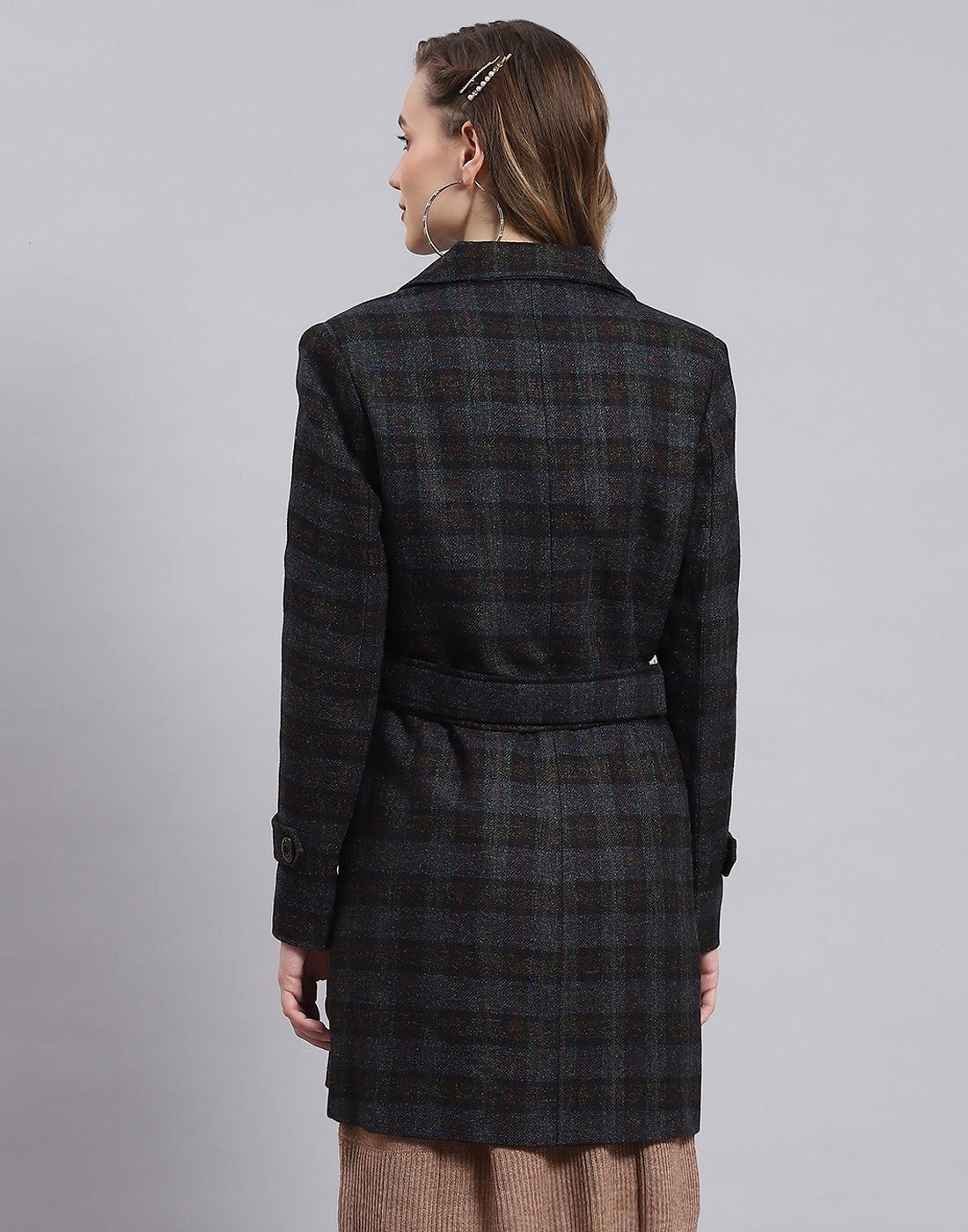 Women Blue Check Collar Full Sleeve Coat