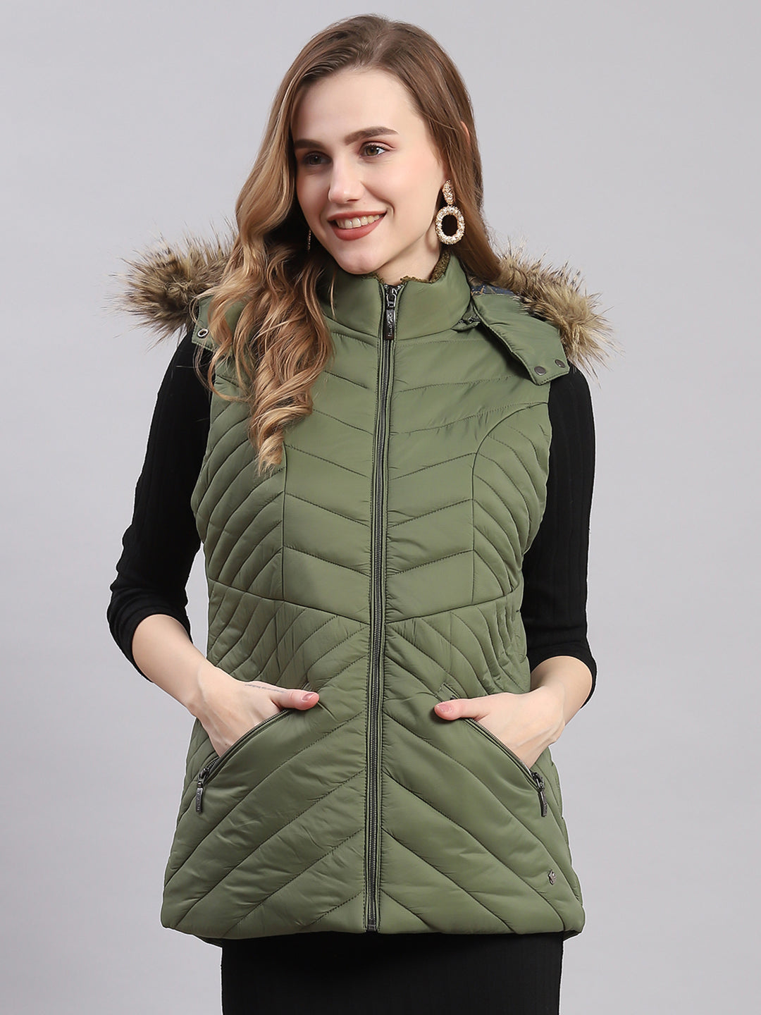 Ladies jacket design new | Ladies Jacket design woolen | Jacket ke mudde  kaise ghataye - YouTube