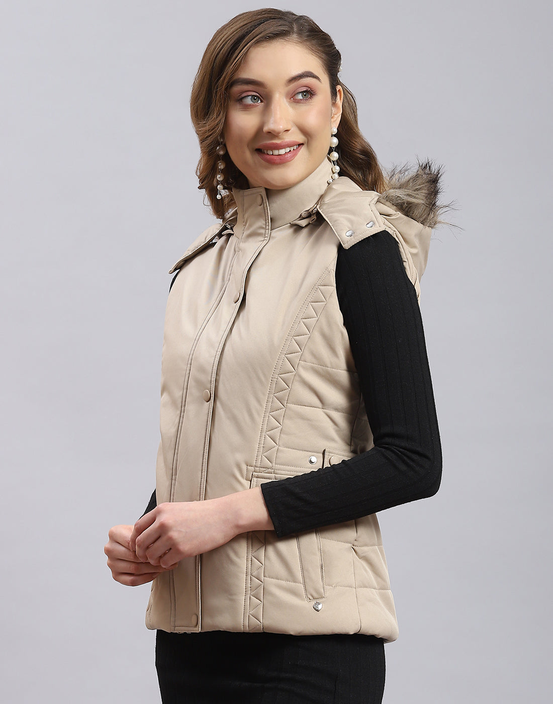 Women Beige Solid Hooded Sleeveless Jacket